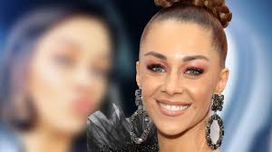 62 kg, medidas do corpo: Oana Nechiti Bye Bye Langes Haar Sie Wagt Eine Mutige Typveranderung Youtube