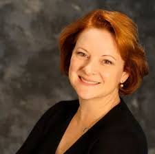 Lisa Enos's Instagram, Twitter & Facebook