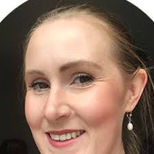 Polly Dickerson's Instagram, Twitter & Facebook