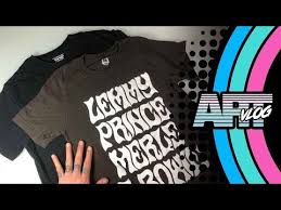 How To Fade A Shirt Regular Shirt Into Vintage Look In 2020 How To Fade Vintage Looks Faded