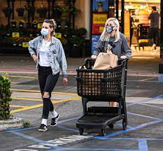 She helped to pen netflix's upcoming film moxie, a comedic drama directed by amy poehler that. Who Is Kristen Stewart S Girlfriend Dylan Meyer