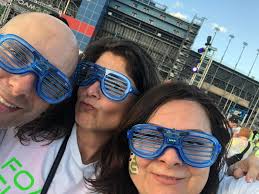 Some people talk to you in their free time , and some free their time to  talk to you..” and that's the kind of a friend you are Michelle! Happy  Birthday 🎂