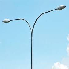 China Customized Double Arm Street Light Pole Suppliers ...