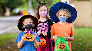 Mit halloween hat das recht wenig zu tun. Halloween Trotz Corona So Kann Euer Kind Trotzdem Feiern Echte Mamas