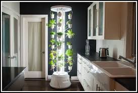 Proven Ways To Make The Garden Grow Simple Garden Ideas Hydroponics Hydroponics System Vertical Hydroponics