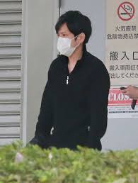 フォトギャラリー5枚目 活動休止直前の 嵐 が見せた貴重な 生私服姿 fridayデジタル 嵐 嵐 私服 二宮 和 也