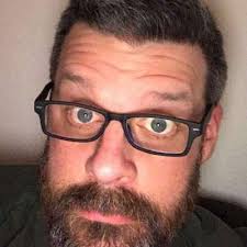 Steve Butts's Instagram, Twitter & Facebook