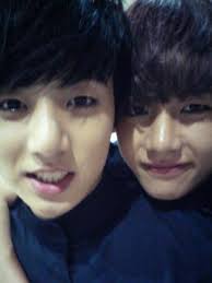 Write please, want to know your opinion. On Twitter Breaking Bts Jungkook And Taehyung Reported To Be Dating Bighit Confirms It S True Http T Co Wocxdrd7ns Http T Co 1p1qrd2lam
