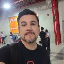 Mark Zacarías Autor