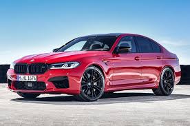 لكن مع ذلك ، المميزات التي تقدمها هذه السيارة الجميلة تببر سعرها الذي يتجاوز. The 2021 Bmw M5 And M5 Competition Has Officially Been Unveiled Autodeal