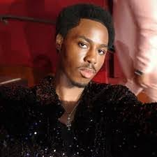 Asma Razi's Instagram, Twitter & Facebook