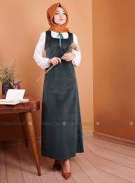 Askili Kadife Elbise Zumurt Gamze Ozkul Hijab Fashion Jumpsuit Fashion Muslimah Fashion