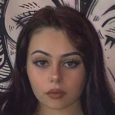 Meagan Harrington's Instagram, Twitter & Facebook