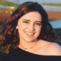 Emily Dowd's Instagram, Twitter & Facebook