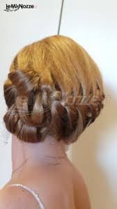 Prova questo semplice raccolto di trecce intrecciate. Foto 92 Acconciature Da Sposa Capelli Raccolti Acconciatura Raccolta Con Treccia Laterale Lemienozze It