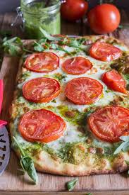 Pesto Pizza With Fresh Tomatoes 038 Mozzarella In 2020 Pesto Pizza Pesto Pizza Recipe Fresh Mozzarella Pizza