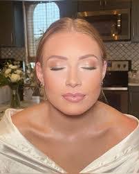 Caitlin Landry's Instagram, Twitter & Facebook