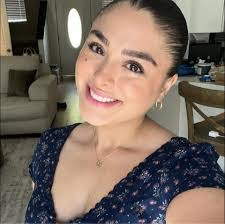 Karla Cabrera's Instagram, Twitter & Facebook