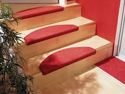 Diese matten sind auch waschbar und gefaltet, um sowohl die oberseite als auch die vorderseite der stufen zu schützen. Tretford Interland Stufenmatte 40 Farben 65 X 23 Cm Stufenmatten Teppiche Teppichscheune