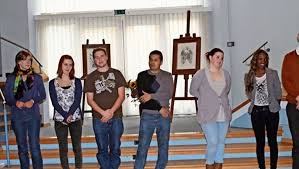 Auf vier stockwerken finden sich insgesamt 92 appartements. Neue Ausbildung In Birkach Pflegen A La Rudolf Steiner Birkach Stuttgarter Nachrichten