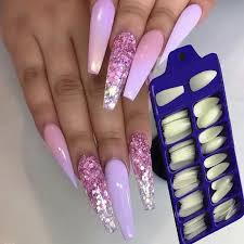 With celebrities like rihanna, lana del rey and beyoncé rocking the stiletto nail look, the hot new trend is hard to ignore. Nails Acrylic Coffin Nails With Stiletto Pinky Naily
