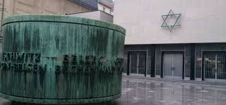 Musée mémorial de la shoah à paris et drancy • france's shoah memorial museum in paris and drancy • préserver commémorer transmettre. Shoah Memorial In English Seances Tarifs Et Reservation De La Visite Guidee Messortiesculture