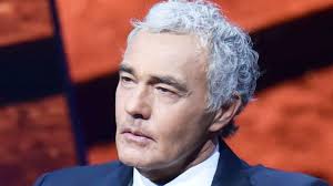 Le fidanzate dello scapolo d'oro. Massimo Giletti Carriera In Tv E Vita Privata Del Presentatore