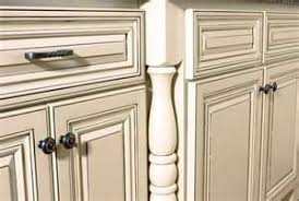 This simple 'how to' paint and antique glaze offers a r. Pin By Mandy Willmon On For The Home Distressed Kitchen Cabinets Distressed Kitchen Antique Kitchen Cabinets