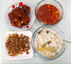 Air jeruk limau/ jeruk sambal. Nasi Lemak Sambal Udang Untuk Sarapan Dan Lunch Cahaya Hayati
