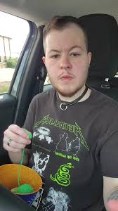 How to Crochet Vampire Fangs