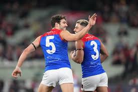 Get match stats on the north melbourne vs. Melbourne Goes Clear On Top Of Afl Ladder After Essendon Victory Port Adelaide Fremantle And North Melbourne Claim Wins Abc News