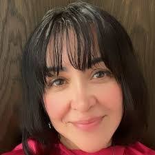 Carla Dow's Instagram, Twitter & Facebook