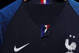 صدمة للجماهير الفرنسية بسبب قميص "النجمتين" | يلاكورة