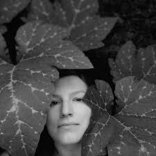 Hollie Berry (@hollieberryart) • Instagram photos and videos