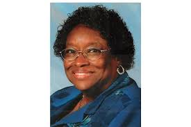 Ernestine Holmes Obituary (2015)