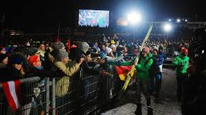 Im jahr 2020 machte das schlechte wetter dem veranstalter einen strich durch die rechnung; Mehr Als 50 000 Zuschauer Zum Weltcup In Willingen Erwartet Skispringen Com