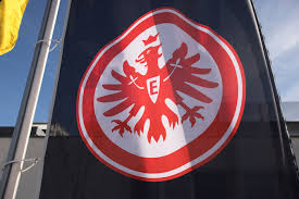 Zimmerfahne welcher frankfurter fan will sich nicht mit dieser fahne im stadion, an der haltestelle, im auto oder. Eintracht Frankfurt Nur Bayern Und Dortmund Sind Besser The European