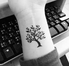 40 Cute Small Tattoo Ideas For Women Tattoos For Guys Simple Tree Tattoo Tattoos For Women Small