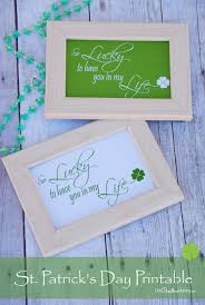 Patrick's day party or celebrating your irish heritage with loved ones, dress up your home on march 17 with these fun, festive, and affordable st. Home Decor Printable For St Patrick S Day Onecreativemommy Com