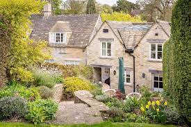 Willow Cottage Hampnett Sleeps 4 Cottage Rental Character Cottages Cottage Luxury Cottage