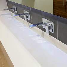 Doppeltes Waschbecken Staron Washroom Washroom Limited Wand Mineralwerkstoff Modern