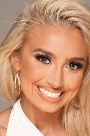 Hannah Welborn's Instagram, Twitter & Facebook