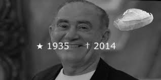 Antônio renato aragão omc (sobral, 13 de janeiro de 1935) é um ator, comediante, diretor, produtor, humorista, escritor, roteirista, apresentador, cantor, advogado, cineasta, empresário, redator, dublador e blogueiro brasileiro, famoso por liderar a série televisiva os trapalhões. A Morte De Renato Aragao Era Mais Um Boato Espalhado Por Redes Sociais Ms Noticias