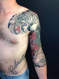 The tattoo on michael scofield's body included the plan to break lincoln out of fox river and how to live a quiet life after breaking out. Point Break Tattoo Pointbreak Twitter