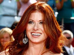 It's impossible to be an educated person without good books. Lovelovelove Deborah Messing Grace Adler Beautiful Long Hair Debra Messing Pretty Hairstyles