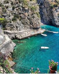 Amalfi Coast Travel On Instagram Praiano Had An Important Local Silk Industry However It Disappeared Du Amalfi Coast Travel Amalfi Coast Amalfi Coast Guide