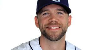 Ryan Schimpf's Instagram, Twitter & Facebook