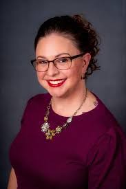 Sarah Dreier's Instagram, Twitter & Facebook