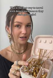 How to Hang Necklace in Travel Jewelry Box