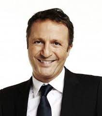 Au mircro de l'instant de luxe, le présentateur météo louis bodin a dévoilé le montant de son salaire sur tf1. Animateurs Tele Decouvrez Le Montant De Leurs Salaires